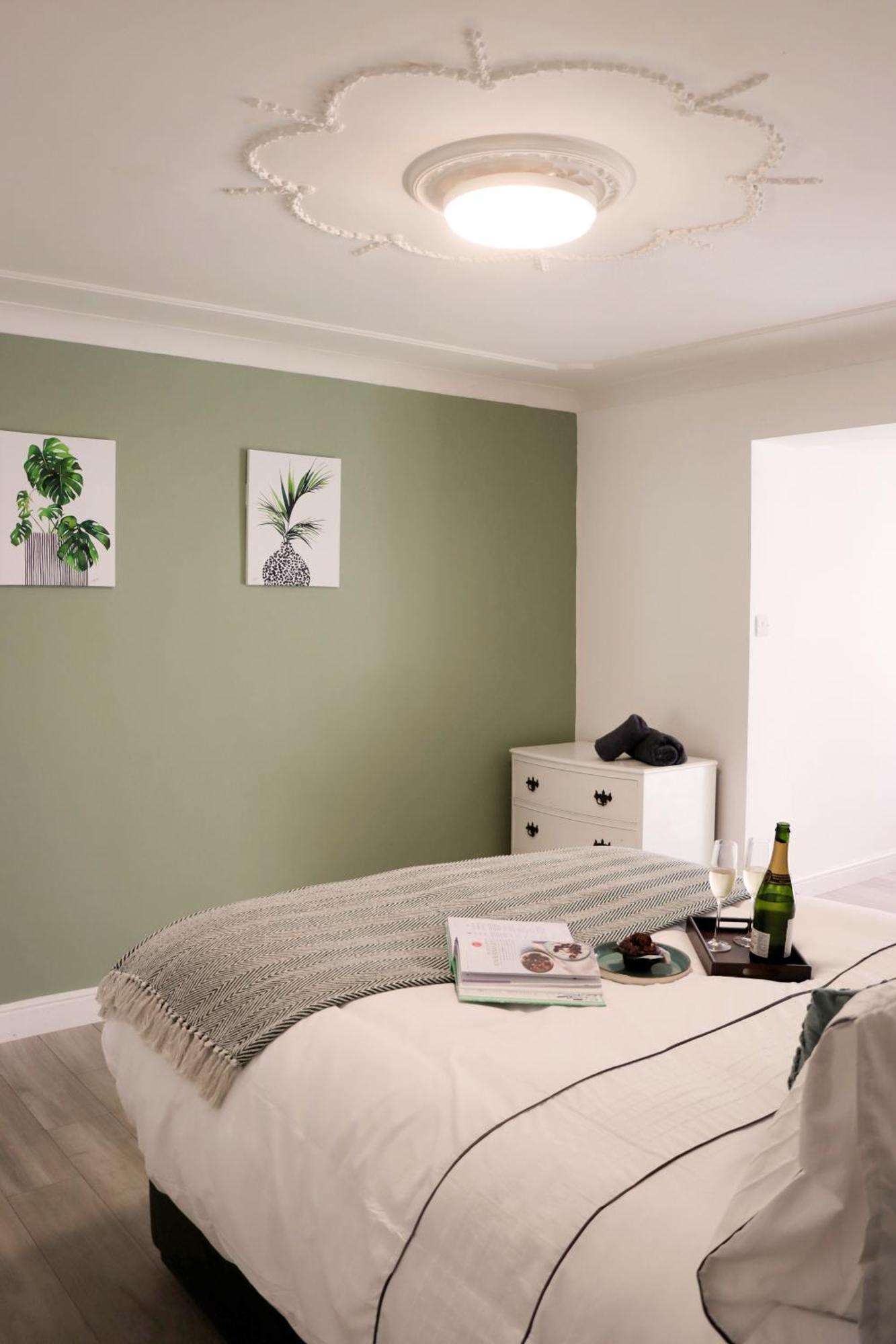 Cosy Studio In Havant! Near A3 And Staunton Country Park ภายนอก รูปภาพ