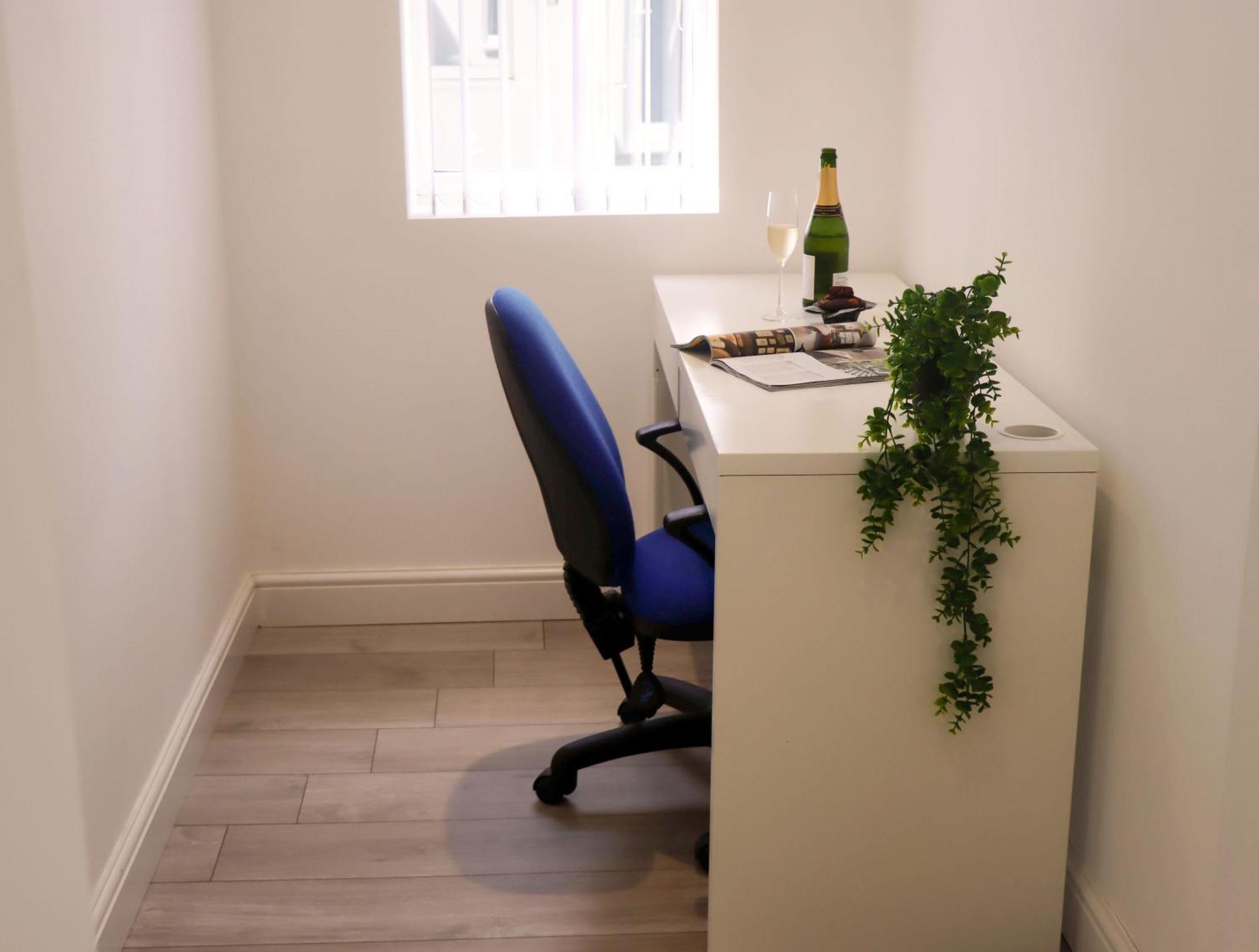 Cosy Studio In Havant! Near A3 And Staunton Country Park ภายนอก รูปภาพ